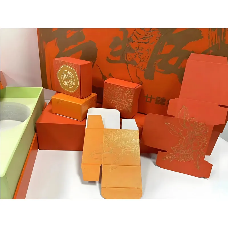 Coffrets cadeaux avec diverses conceptions structurelles