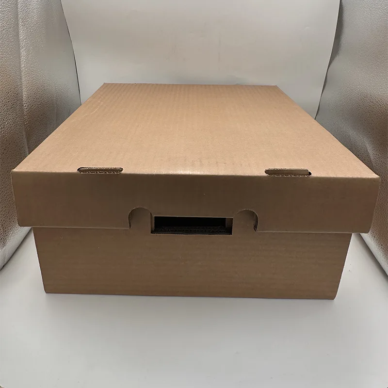 Grande boîte en carton ondulé ciré