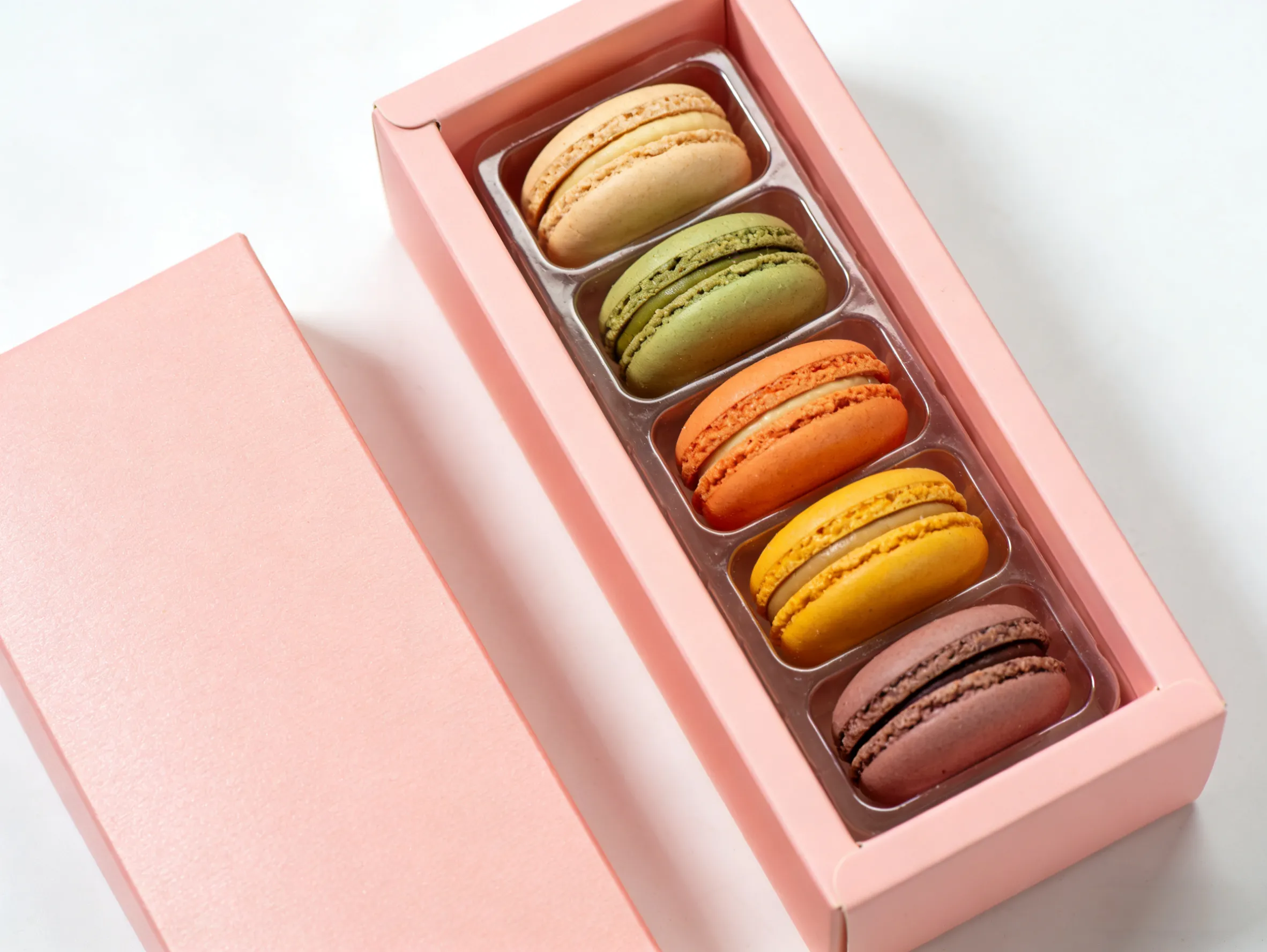 Boîtes d'emballage de macarons imprimées avec séparateur et fenêtre